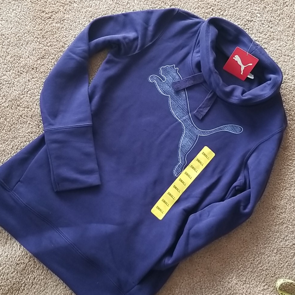 Puma pull over